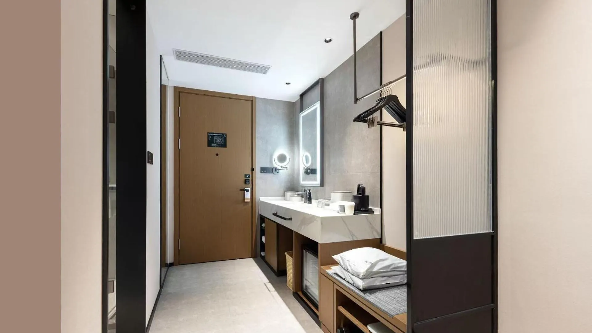 Atour Hotel Suzhou Industrial Park Fengting Avenue